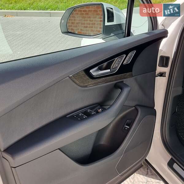 Внедорожник / Кроссовер Audi Q7 2018 в Львове