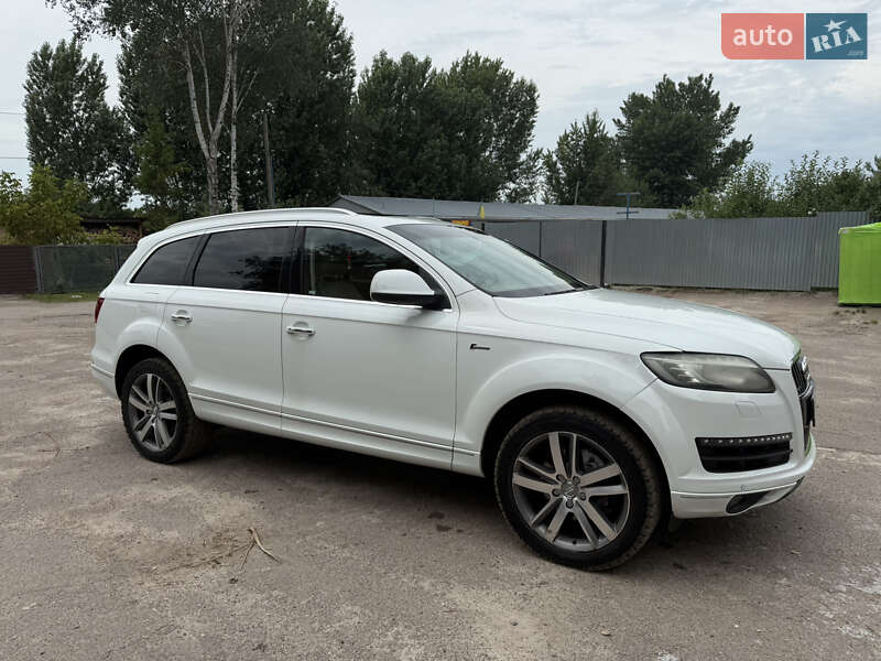 Позашляховик / Кросовер Audi Q7 2015 в Києві фото 2 Позашляховик / Кросовер Audi Q7 2015 в Києві