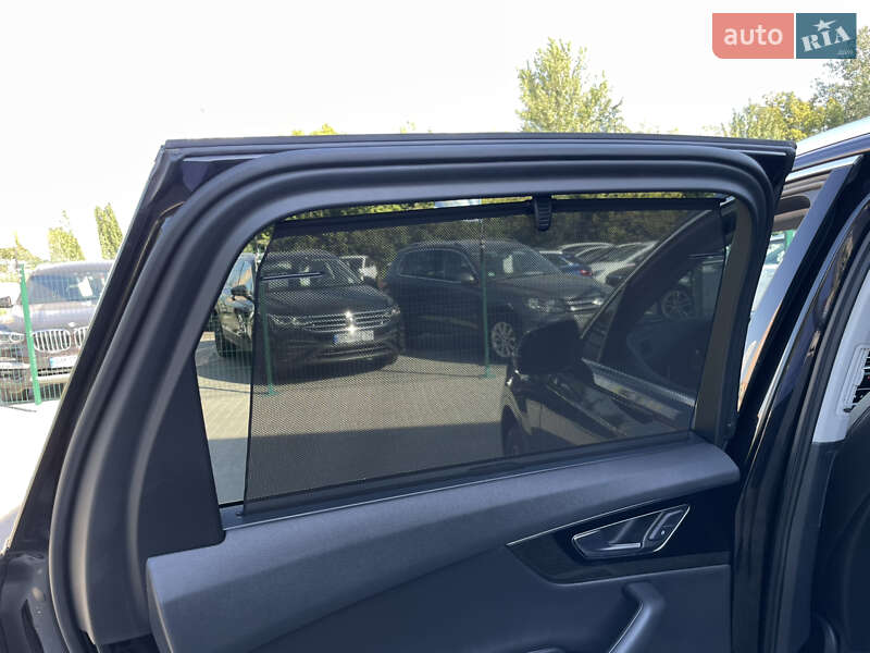 Внедорожник / Кроссовер Audi Q7 2015 в Бердичеве