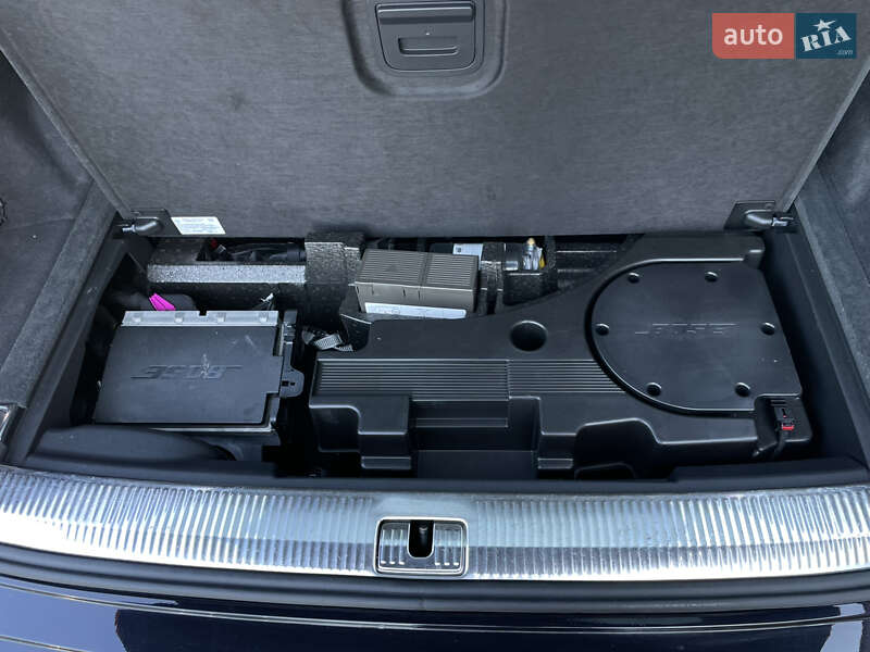 Внедорожник / Кроссовер Audi Q7 2015 в Бердичеве