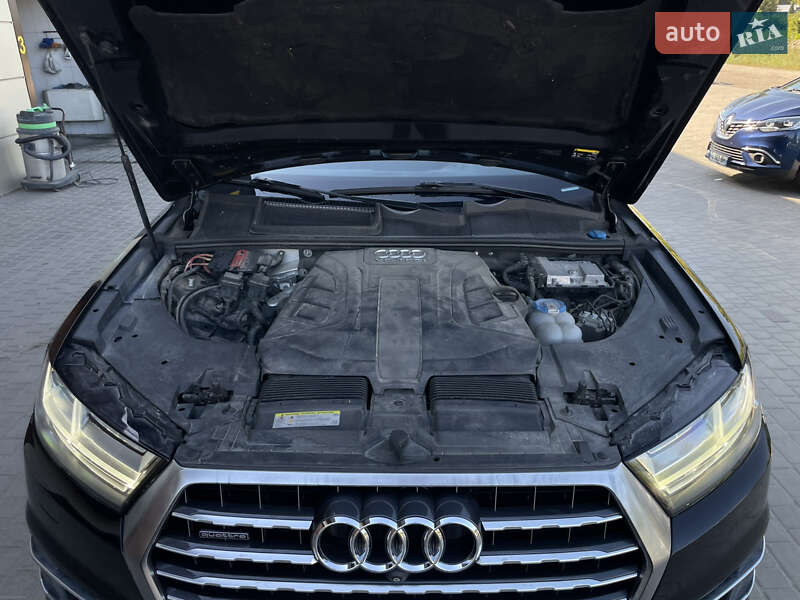 Внедорожник / Кроссовер Audi Q7 2015 в Бердичеве