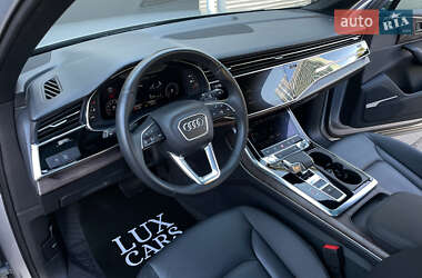 Позашляховик / Кросовер Audi Q7 2019 в 