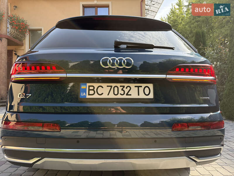 Позашляховик / Кросовер Audi Q7 2020 в Львові