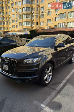 Внедорожник / Кроссовер Audi Q7 2013 в Киеве