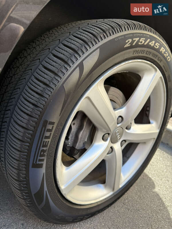 Внедорожник / Кроссовер Audi Q7 2013 в Киеве