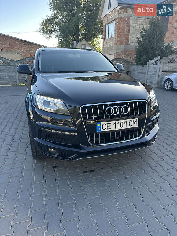 Внедорожник / Кроссовер Audi Q7 2015 в Черновцах