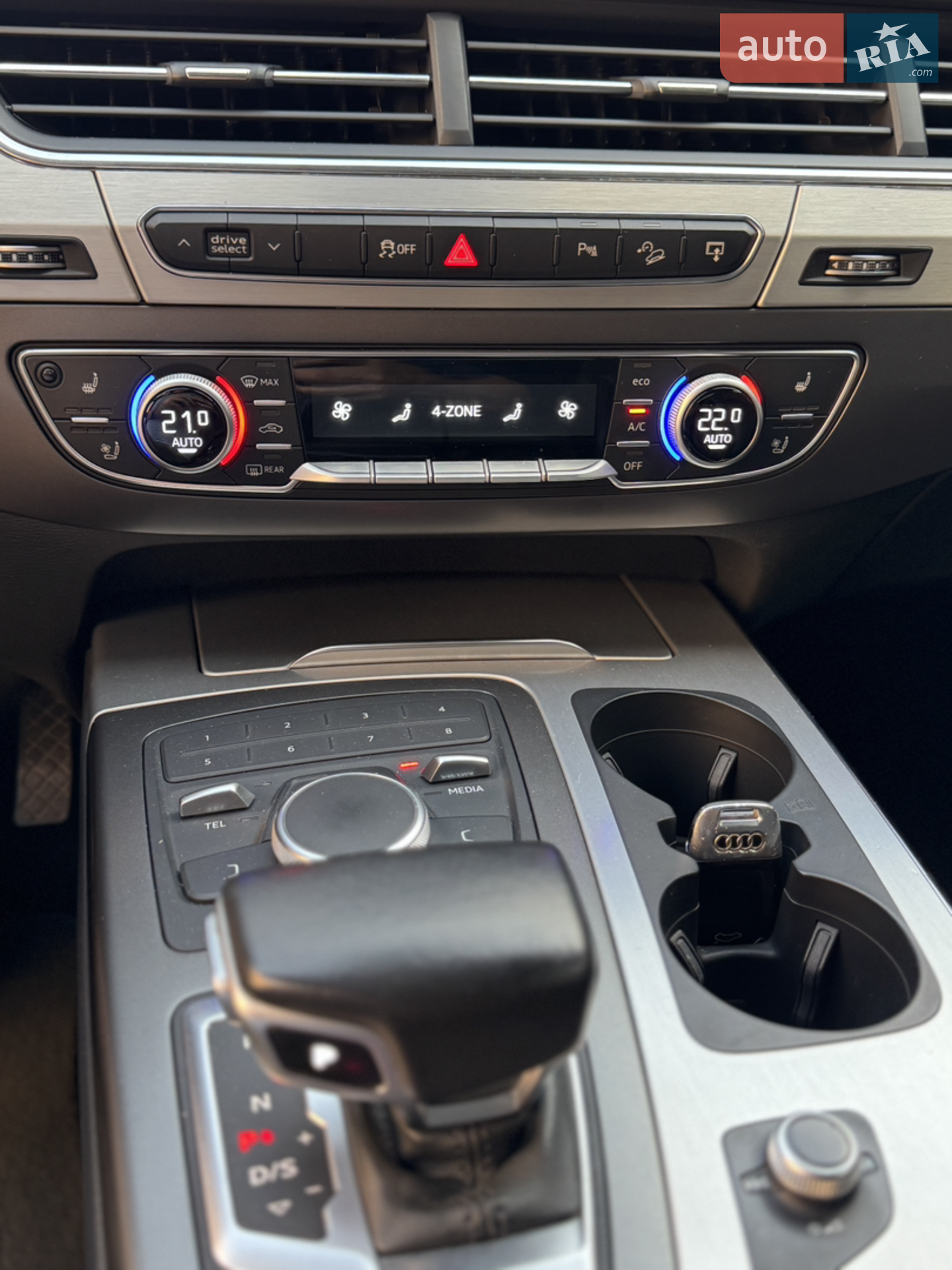 2015 Audi Q7 - мініатюра 31