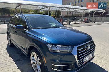 Внедорожник / Кроссовер Audi Q7 2018 в 