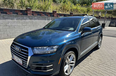 Внедорожник / Кроссовер Audi Q7 2018 в 
