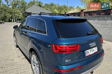Внедорожник / Кроссовер Audi Q7 2018 в 