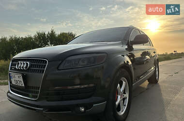 Внедорожник / Кроссовер Audi Q7 2006 в 