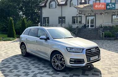 Позашляховик / Кросовер Audi Q7 2017 в Чернігові