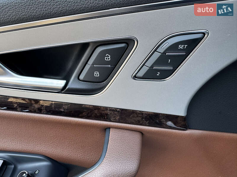 Позашляховик / Кросовер Audi Q7 2019 в Черкасах