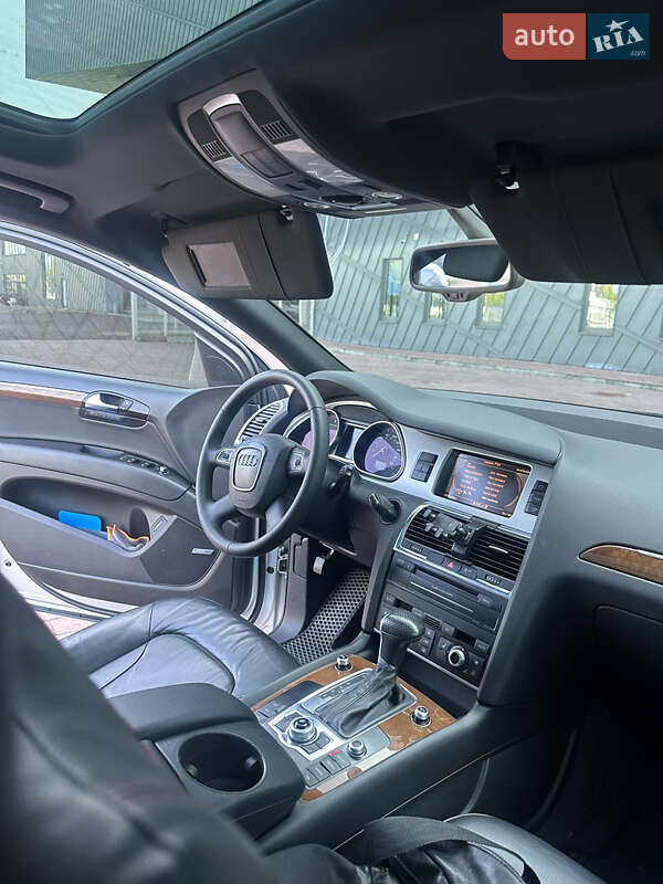 Внедорожник / Кроссовер Audi Q7 2010 в Львове фото 2 Внедорожник / Кроссовер Audi Q7 2010 в Львове
