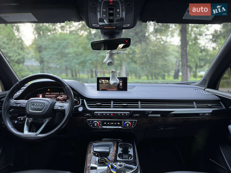 Позашляховик / Кросовер Audi Q7 2016 в Києві фото 66 Позашляховик / Кросовер Audi Q7 2016 в Києві