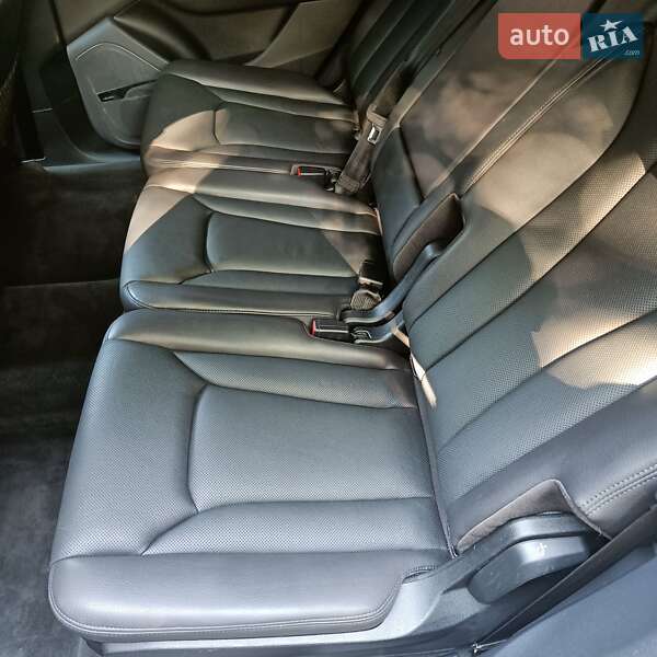 Внедорожник / Кроссовер Audi Q7 2017 в Дубно фото 10 Внедорожник / Кроссовер Audi Q7 2017 в Дубно