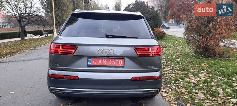 Внедорожник / Кроссовер Audi Q7 2016 в Ужгороде фото 3 Внедорожник / Кроссовер Audi Q7 2016 в Ужгороде