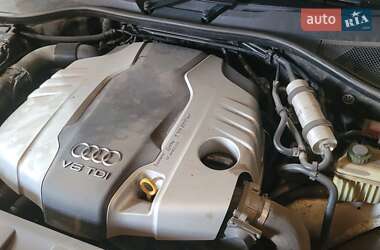 Внедорожник / Кроссовер Audi Q7 2013 в 