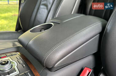 Позашляховик / Кросовер Audi Q7 2012 в 