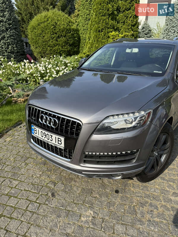Внедорожник / Кроссовер Audi Q7 2013 в Харькове