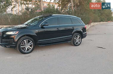 Позашляховик / Кросовер Audi Q7 2015 в Києві