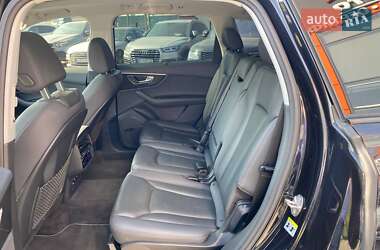 Внедорожник / Кроссовер Audi Q7 2019 в 