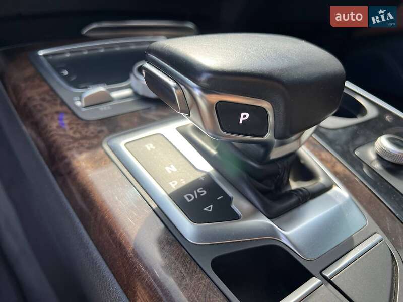 Позашляховик / Кросовер Audi Q7 2017 в Львові