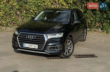 Внедорожник / Кроссовер Audi Q7 2017 в 