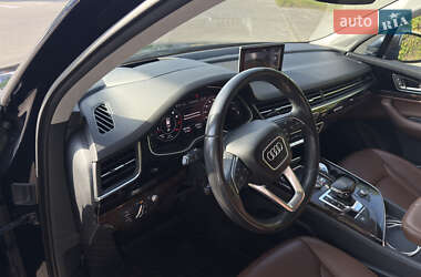 Внедорожник / Кроссовер Audi Q7 2017 в 