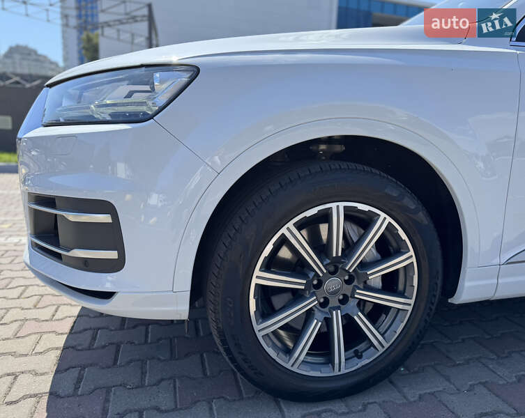 Внедорожник / Кроссовер Audi Q7 2016 в Одессе