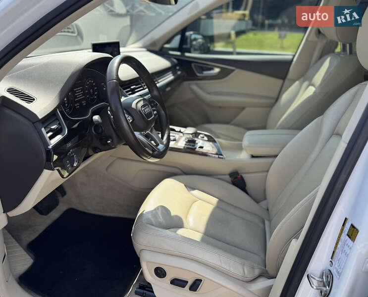 Внедорожник / Кроссовер Audi Q7 2016 в Одессе