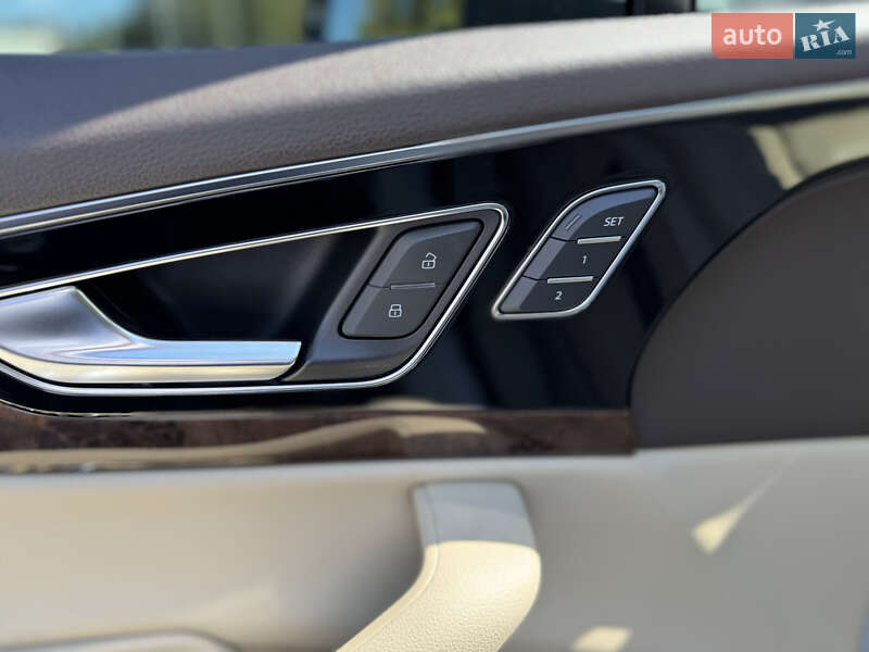 Внедорожник / Кроссовер Audi Q7 2016 в Одессе