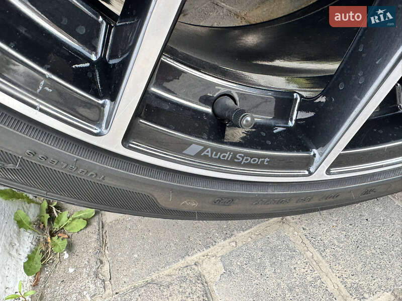 Внедорожник / Кроссовер Audi Q7 2019 в Черновцах