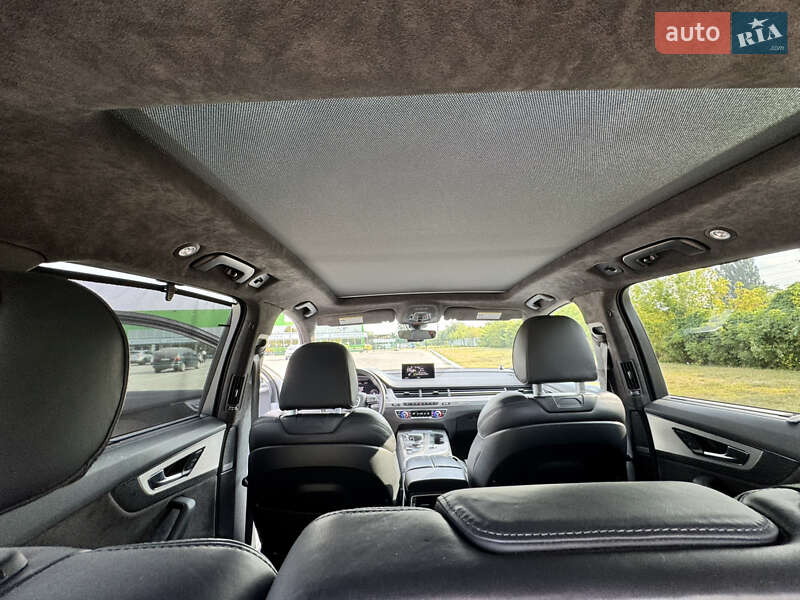 Внедорожник / Кроссовер Audi Q7 2019 в Черновцах
