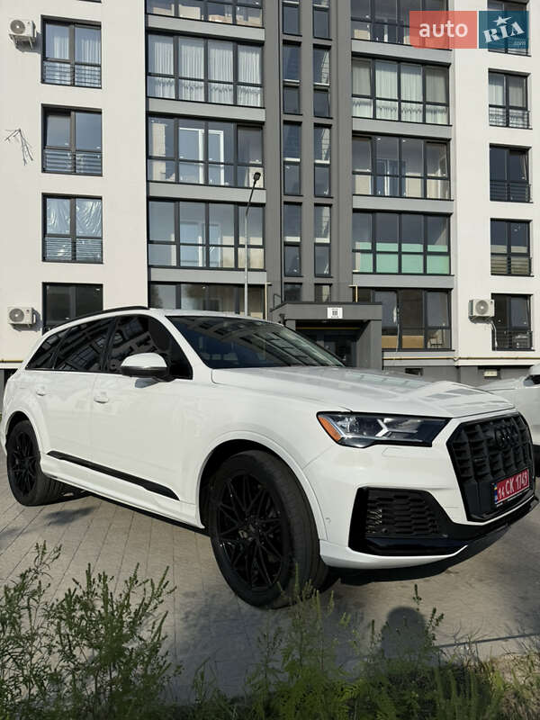 Внедорожник / Кроссовер Audi Q7 2020 в Львове