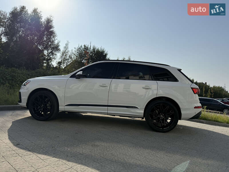 Внедорожник / Кроссовер Audi Q7 2020 в Львове