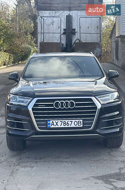 Позашляховик / Кросовер Audi Q7 2016 в Харкові