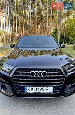Внедорожник / Кроссовер Audi Q7 2017 в Киеве