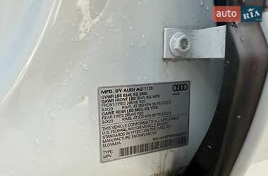 Внедорожник / Кроссовер Audi Q7 2021 в 