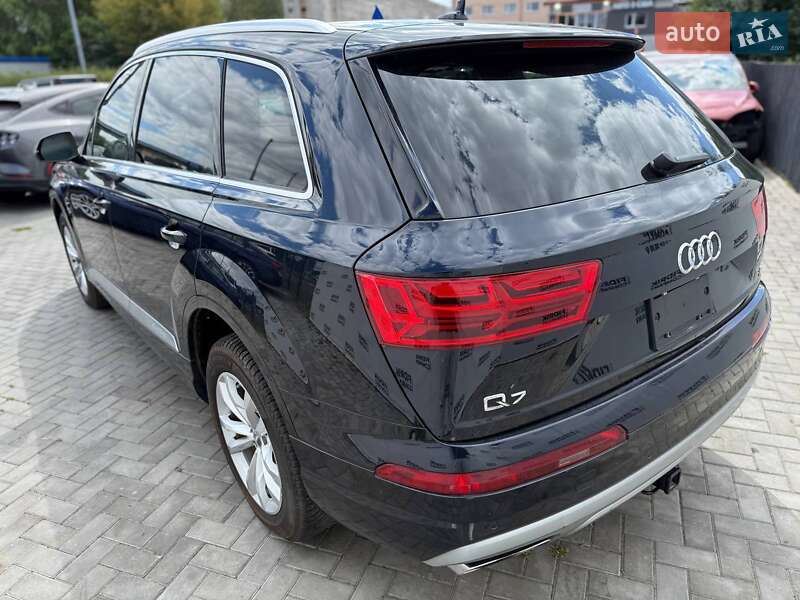 Позашляховик / Кросовер Audi Q7 2017 в Луцьку фото 2 Позашляховик / Кросовер Audi Q7 2017 в Луцьку