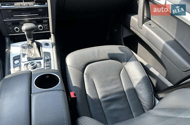 Позашляховик / Кросовер Audi Q7 2014 в 