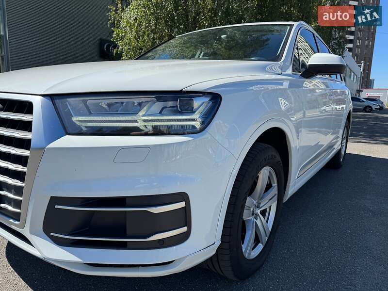 Внедорожник / Кроссовер Audi Q7 2018 в Киеве