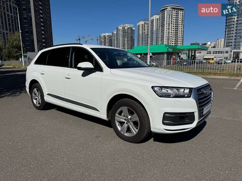 Внедорожник / Кроссовер Audi Q7 2018 в Киеве