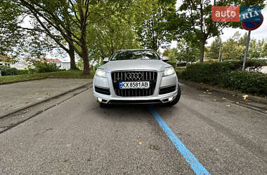 Внедорожник / Кроссовер Audi Q7 2009 в 