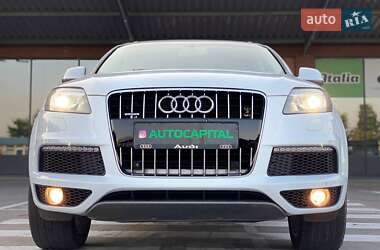 Внедорожник / Кроссовер Audi Q7 2013 в 