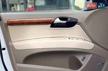 Внедорожник / Кроссовер Audi Q7 2013 в 