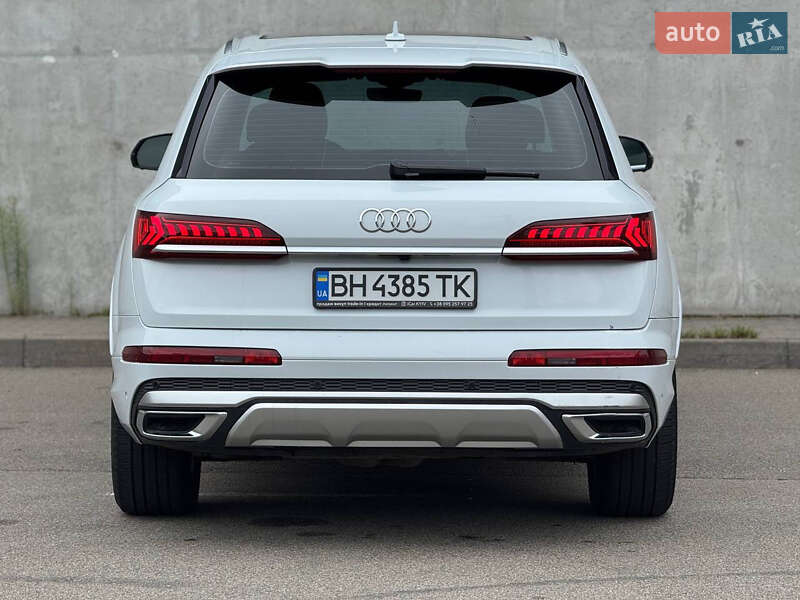 Внедорожник / Кроссовер Audi Q7 2022 в Киеве фото 15 Внедорожник / Кроссовер Audi Q7 2022 в Киеве