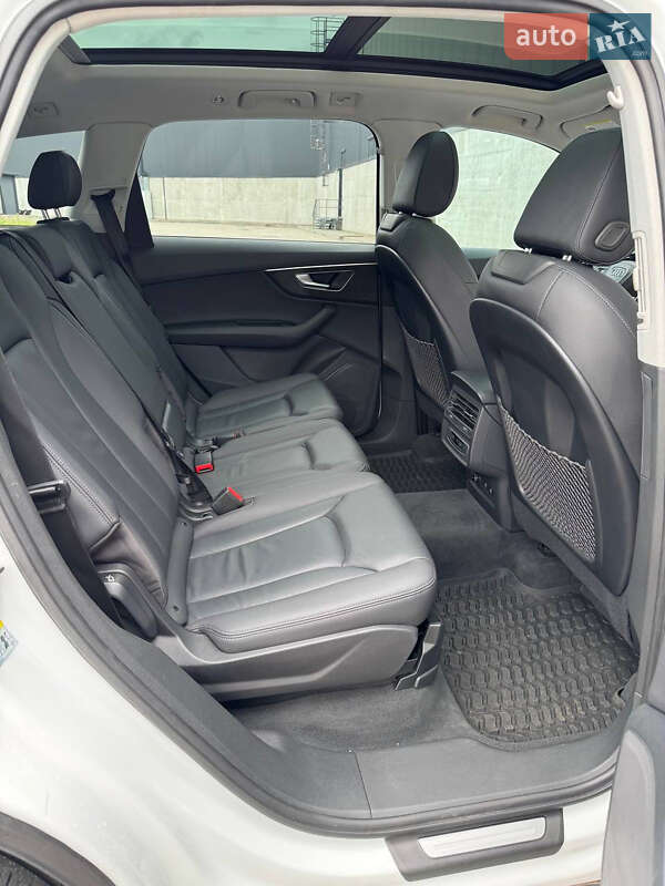 Внедорожник / Кроссовер Audi Q7 2022 в Киеве фото 22 Внедорожник / Кроссовер Audi Q7 2022 в Киеве