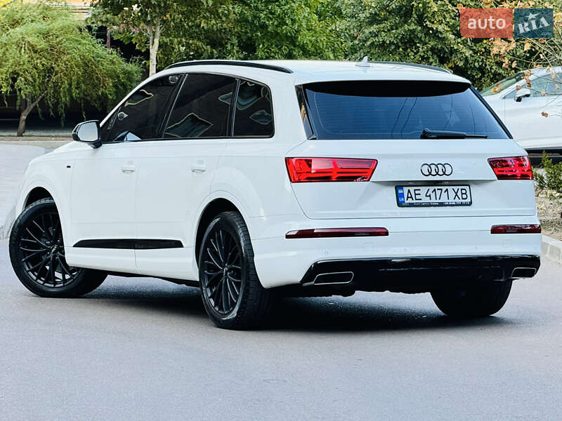 Внедорожник / Кроссовер Audi Q7 2016 в Одессе фото 18 Внедорожник / Кроссовер Audi Q7 2016 в Одессе