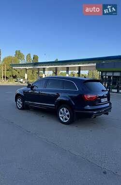 Внедорожник / Кроссовер Audi Q7 2012 в 